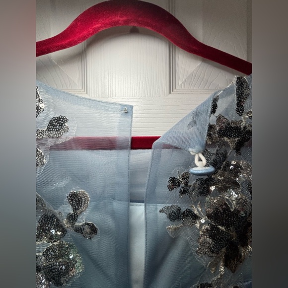 CLEARANCE W/Flaw NWT DESIGNED For JULIET’S Bridal And Formal SZ 8 Blue/Silver - Picture 10 of 10